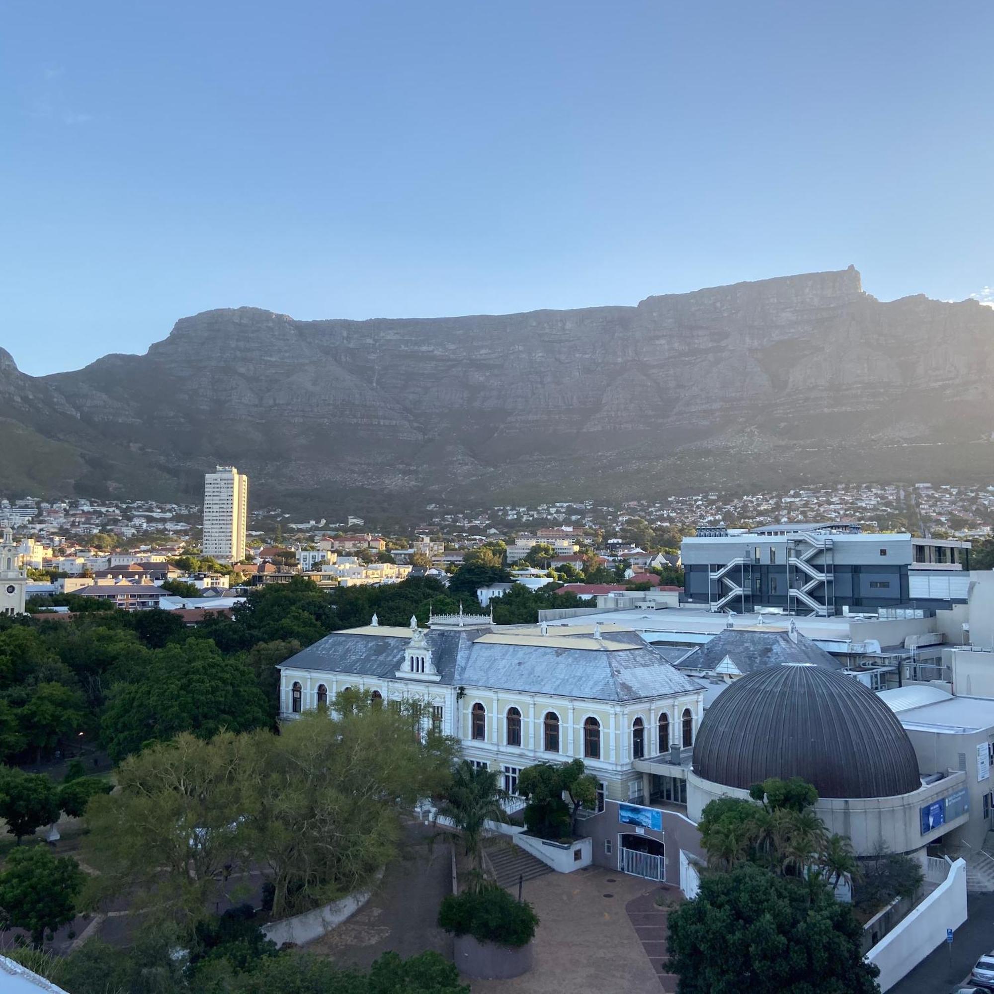 Cape Breaks Apartment Cape Town Bagian luar foto